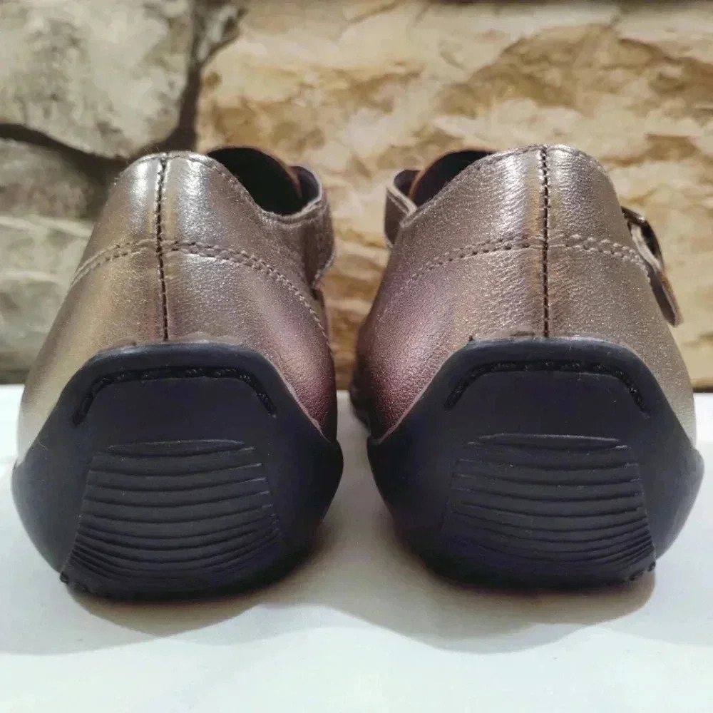 Ros Hommerson Cameo Mary Janes Pewter Leather W/ Box 7 Wide 7WW Maryjane - Picture 8 of 15